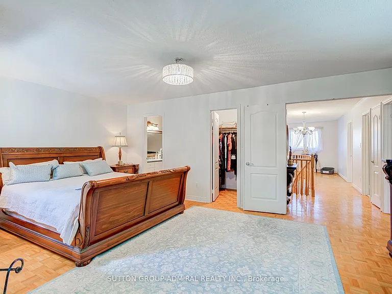 8890 Martin Grove Rd — Photo 32