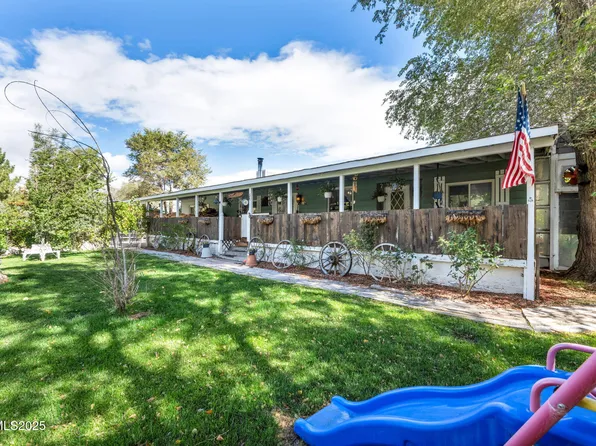 4000 Bobolink Cir, Reno, NV 89508