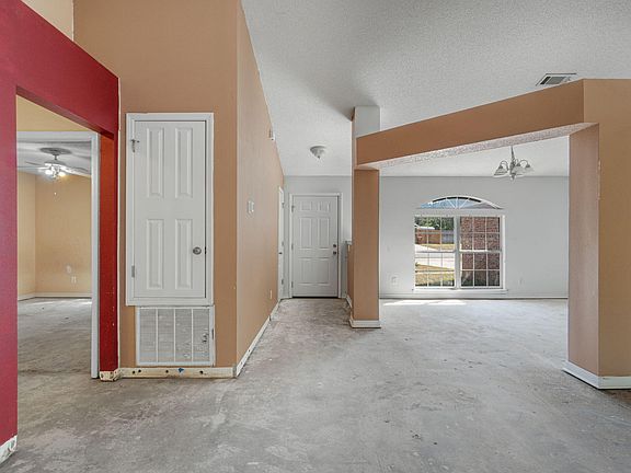 5th image of 6456 Bay Oaks Dr