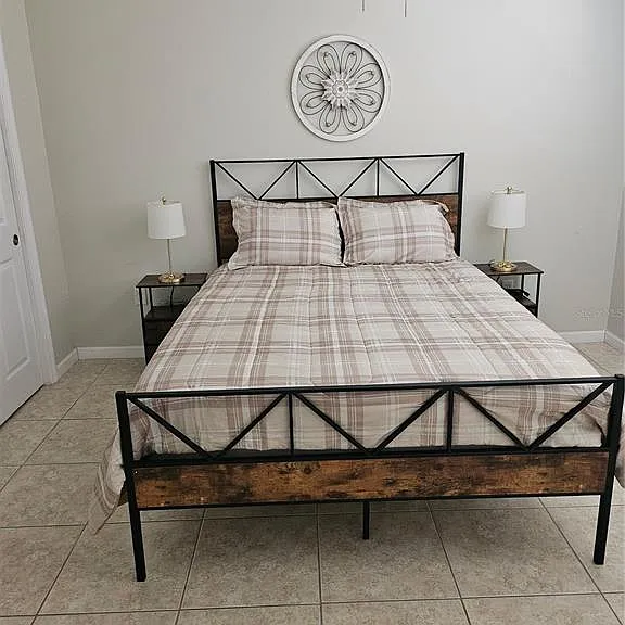 220 Park Blvd N #202 — Photo 8