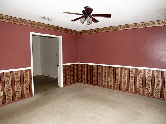 2nd image of 112 Brentwood Blvd