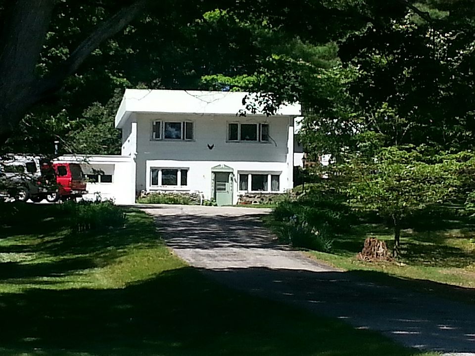 1st image of 8758 Eight Mile Rd