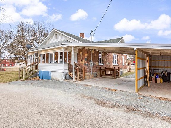 5th image of 130 N Large St