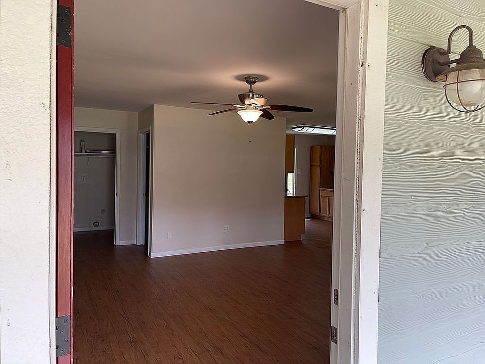 1st image of 3515 Evergreen Dr