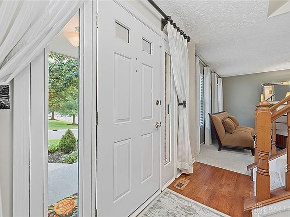 5th image of 6489 Club Ln