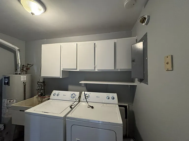 2144 Sonoma St — Photo 6
