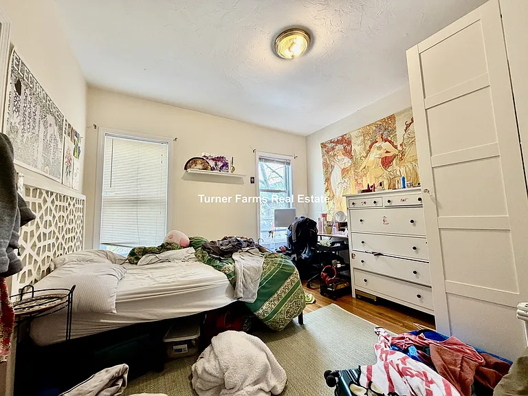 38 Bond St #22 — Photo 18