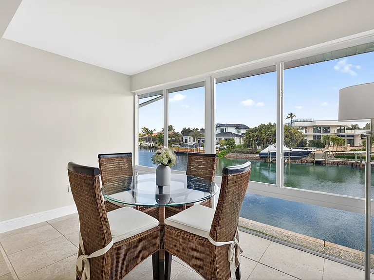 1550 Gulf Shore Blvd N #E6 — Photo 13