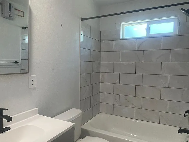 2964 Lanning Ave #2966 — Photo 13