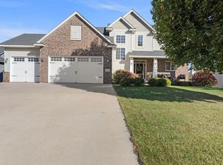 446 Knights Rd, Elko New Market, MN 55054