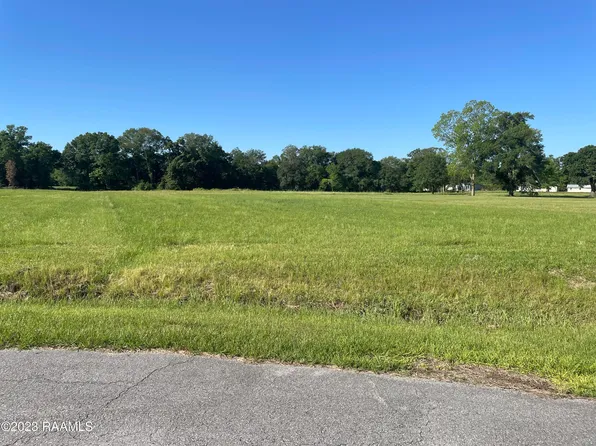 5303 Belvedere Dr, Youngsville, LA 70592
