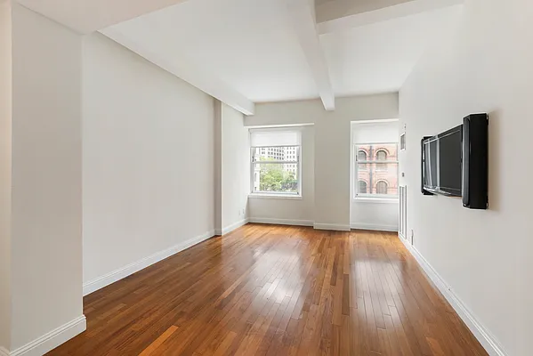 Rented by Nest Seekers International | media 3