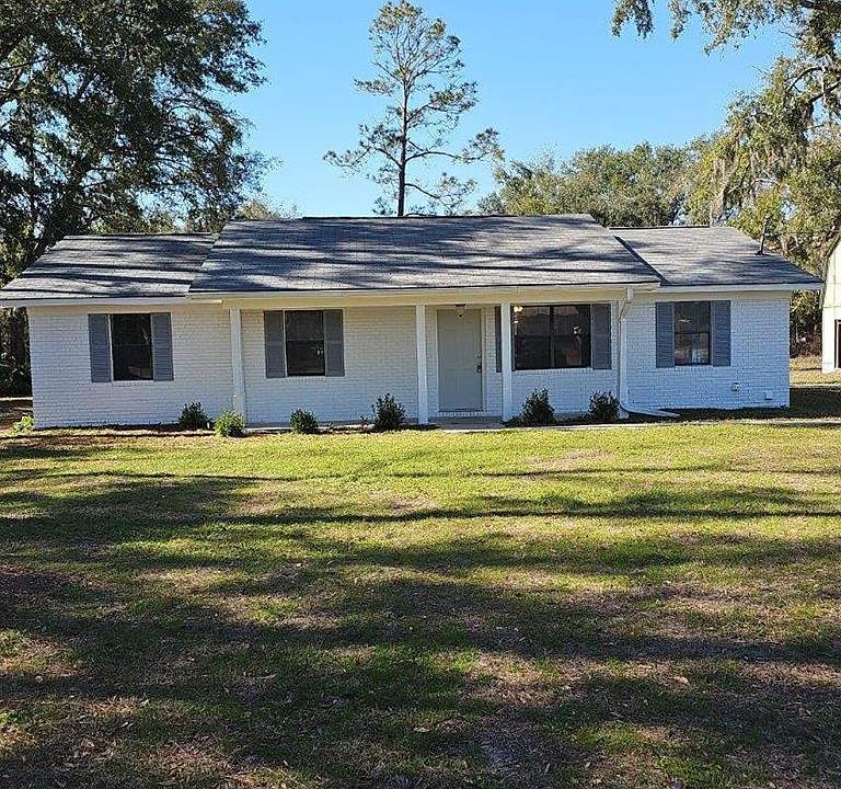 1st image of 4819 Fernwood Dr