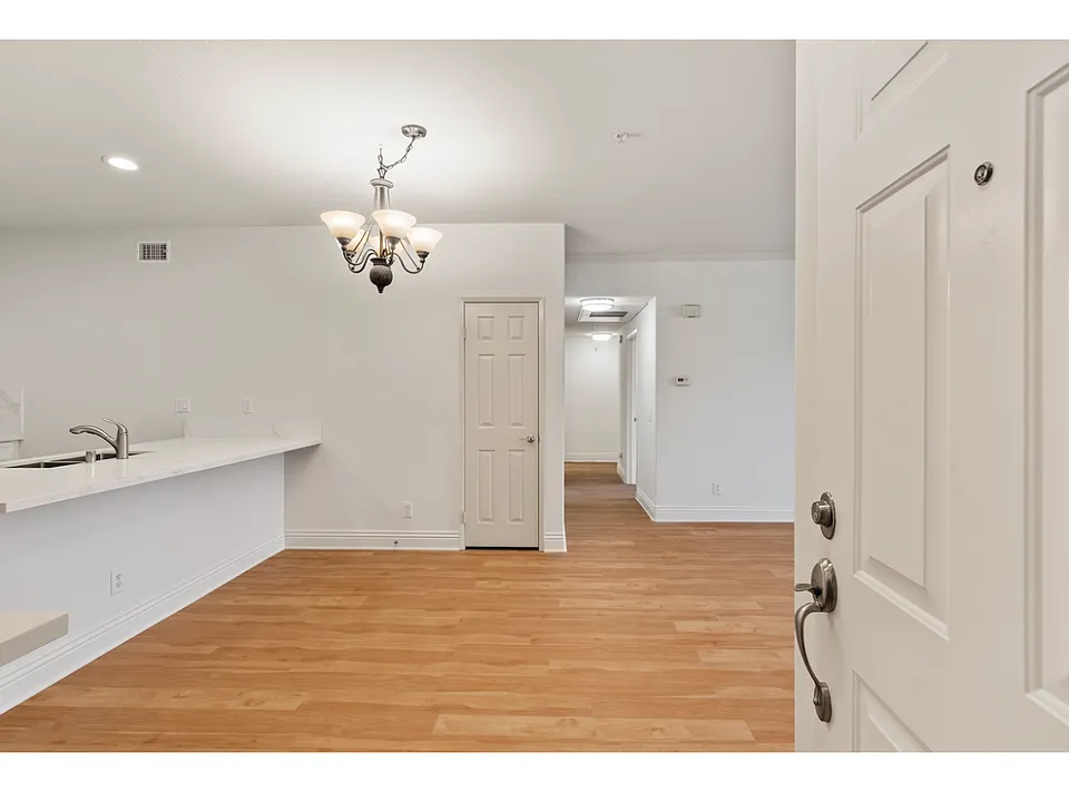 12368 Carmel Country Rd #D207