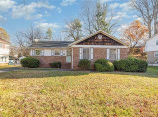 3709 Whitfield Rd, Winston Salem, NC 27105