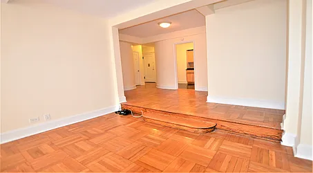 Rented by Manhattan Realty Group