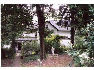 137 Rybacki Dr, Clinton, PA 15026