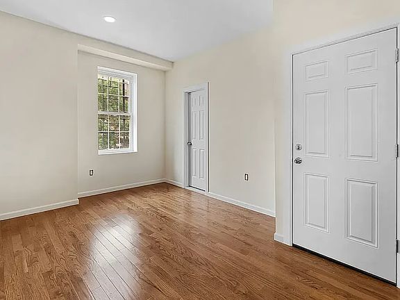 2nd image of 22-80 Steinway St #4