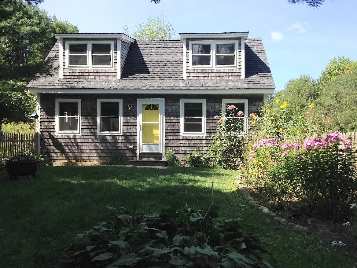 1 bed, 864 sqft, $1,900 — Photo 3