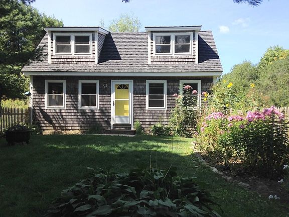 3rd image of 24 Maccormick Ln