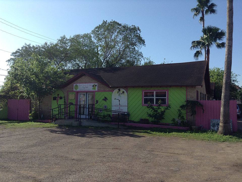 1st image of 814 Boca Chica Blvd