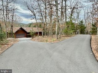 106 Vista Ct, Cross Junction, VA 22625