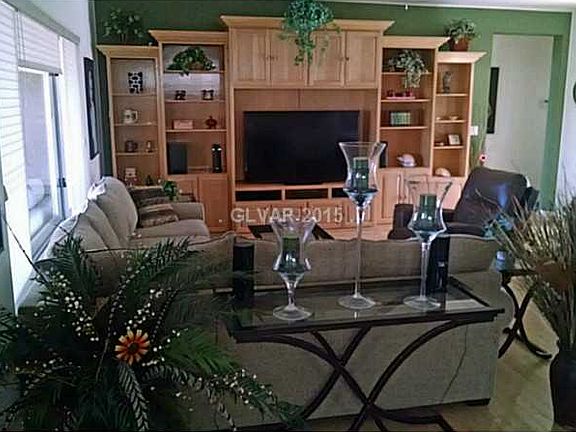 5th image of 2528 Grandville Ave