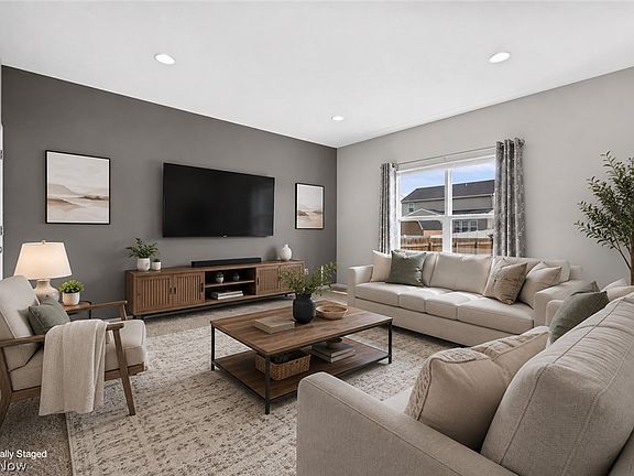 3rd image of 37272 Sandy Ridge Dr