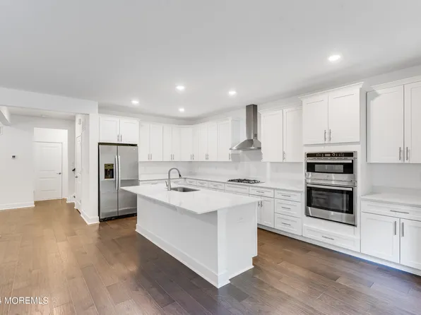 177 Woolley Court, Ocean Twp, NJ 07755