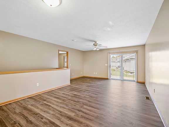 5th image of 6901 N Steamboat Dr #B