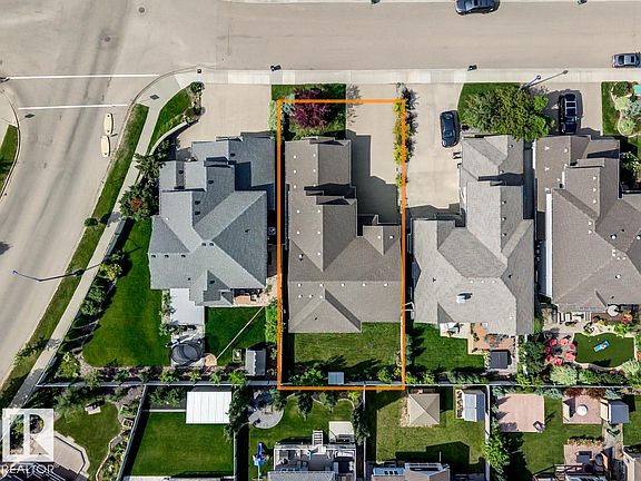 3rd image of 2047 90th St SW