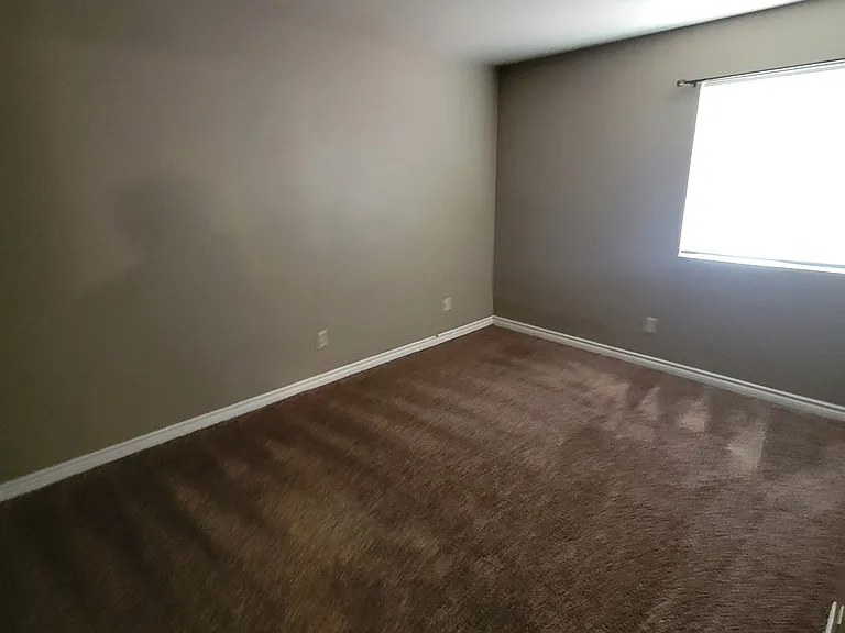4450 Sandy River Dr #93 — Photo 4