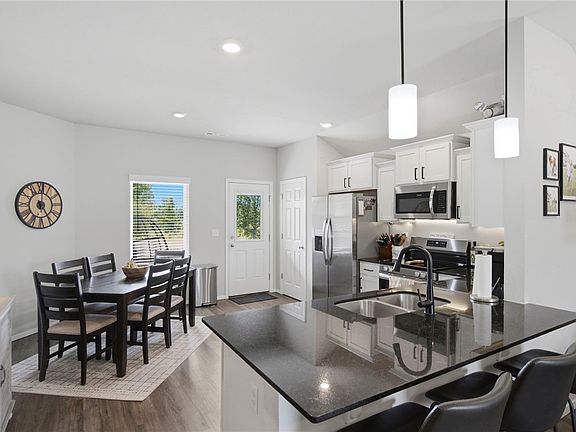 5th image of 3434 Telluride St