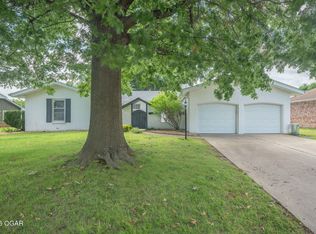 2905 Illinois Ave, Joplin, MO 64804