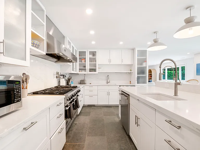 51 Mecox Bay Ln — Photo 14