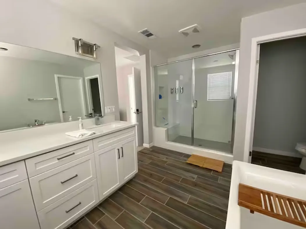 1 bed, 1.0 bath, 500 sqft, $1,300 — Photo 2