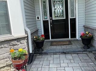 24 Davinci Dr, Monmouth Junction, NJ 08852