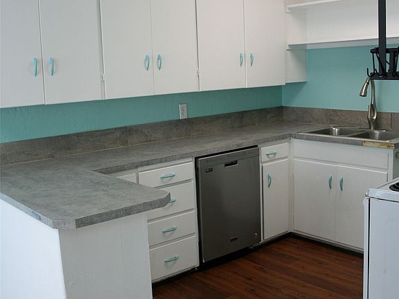 4th image of 511 7th Ave SE