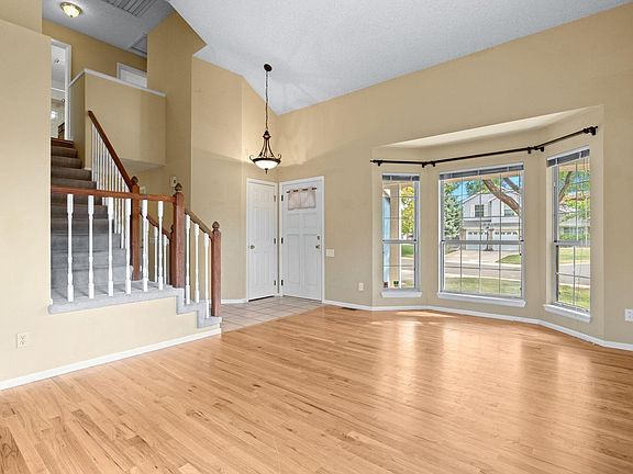2nd image of 10053 Hooker Way