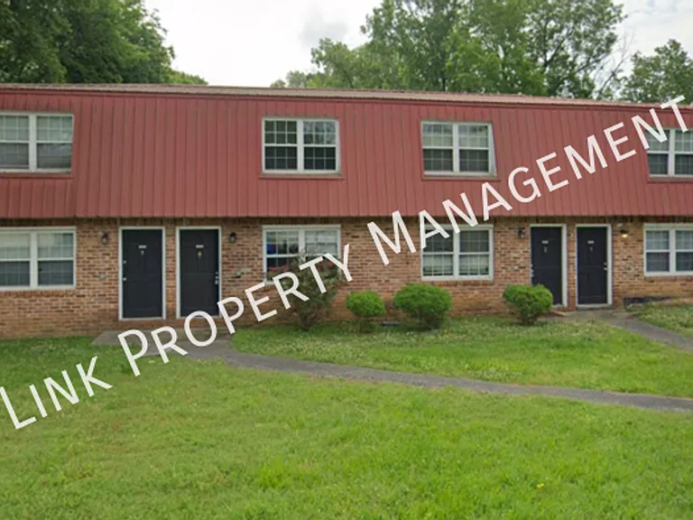 1638 Keeble St — Photo 1