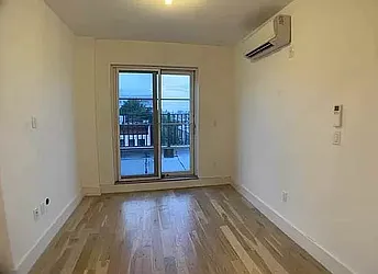 Rented by Tapiro Realty