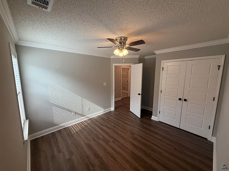 521 Edgarton Way — Photo 17
