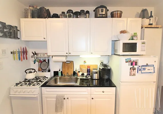 Rented by Alpha Properties NYC I LLC | media 21