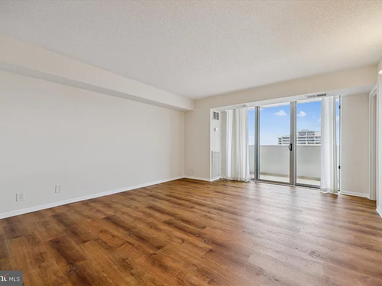 4601 N Park Ave #1616 — Photo 10