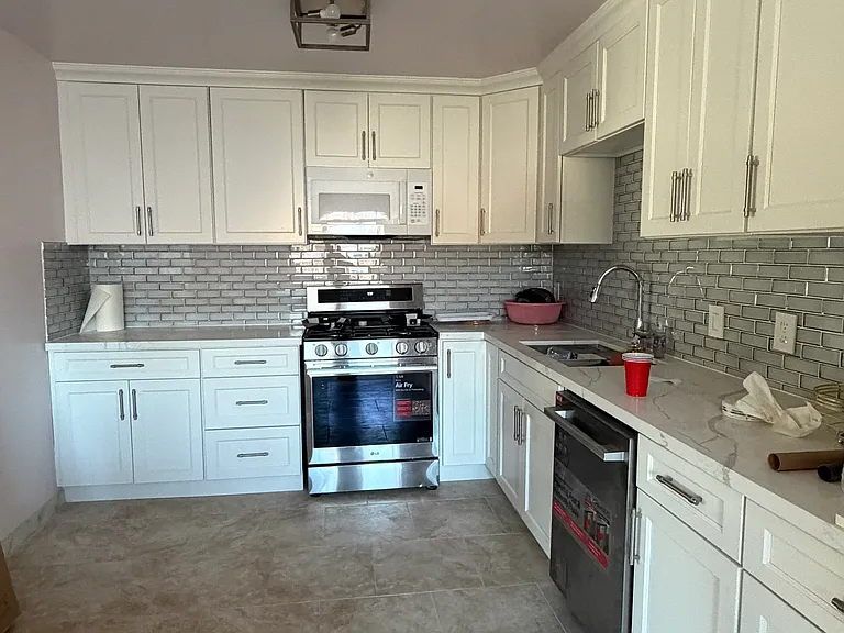 2846 Tara Hills Dr — Photo 11
