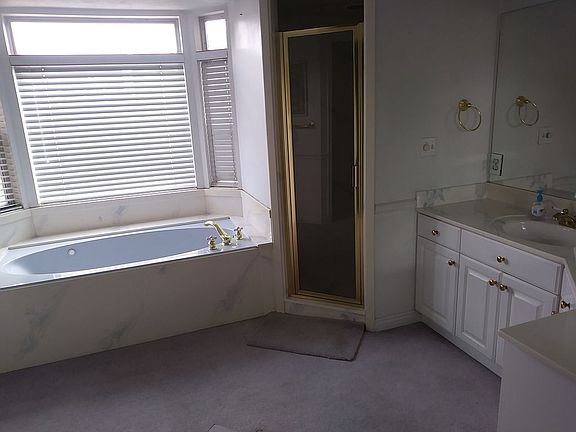 Jetted Tub