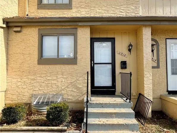 11513 Richmond Ave, Kansas City, MO 64134