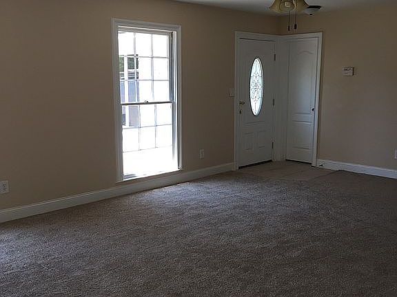 3rd image of 4820 28th St E