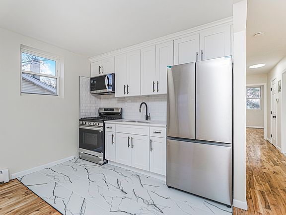 3rd image of 76 Housman Ave Floor 2