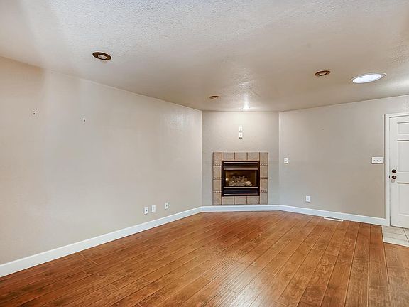 2nd image of 3405 W 16th St Unit 16